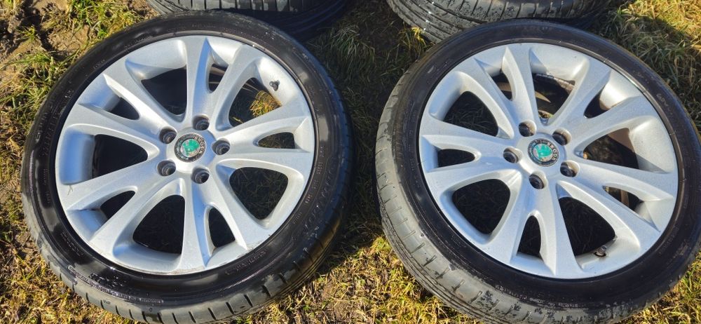 Felgi aluminiowe 17 z oponami dunlop 225/45 R17