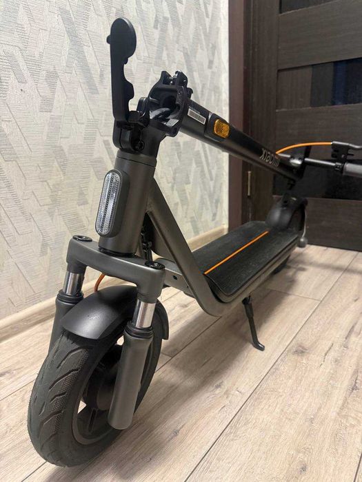 Электросамокат Xiaomi Electric Scooter 6 Lite GL (BHR08R6GL)