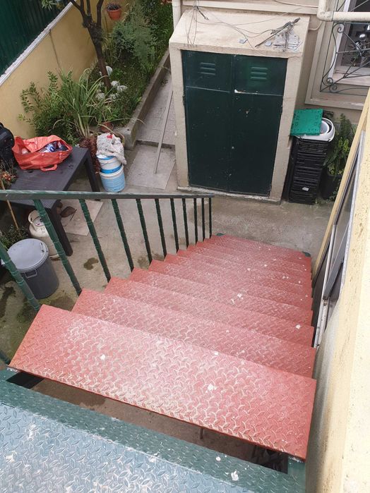 Casas Pré-fabricadas & estruturas Metálicas