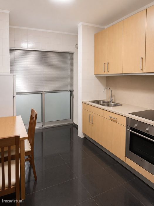 T3 c/ Piscina, Garagem e Jardim – Penafiel