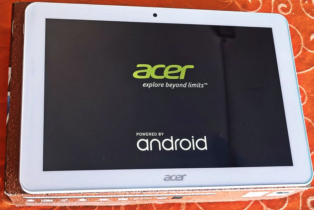 Acer Iconia Tab 10"