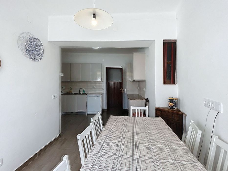 Quarto no centro da cidade