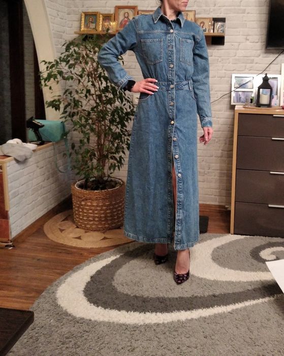 Джинсова сукня 1975 від Zara
