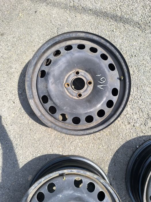 Komplet 4x felgi stalowe 16 opel corsa D 6Jx16H2 et 40