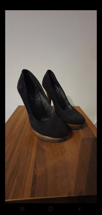 Buty na wysokim obcasie