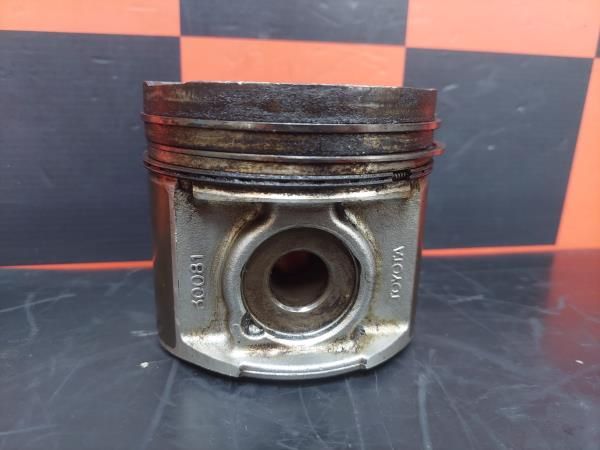 Pistão de motor TOYOTA Dyna Chassis (KD_, LY_, _Y2_, _U3_, _U4)