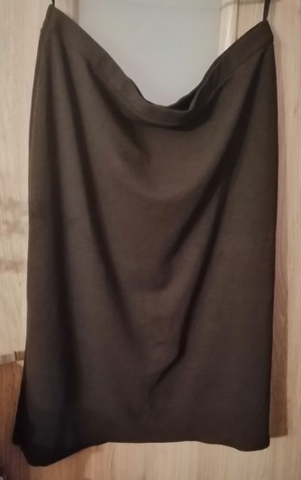 Sprzedam spódnice 4 XL