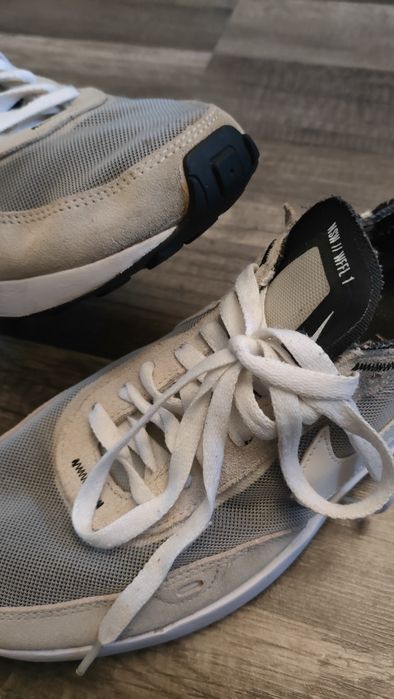 świetne buty NIKE Waffle One