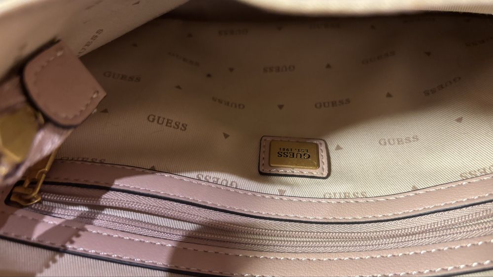 Mala GUESS- original ( semi nova)