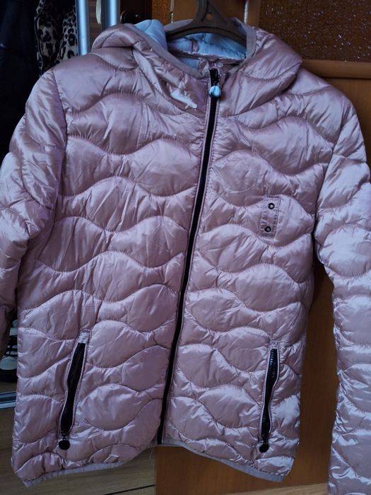 Продам курточку.