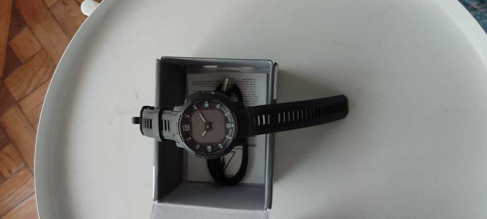 Relógio Garmin Instinct Crossover Solar