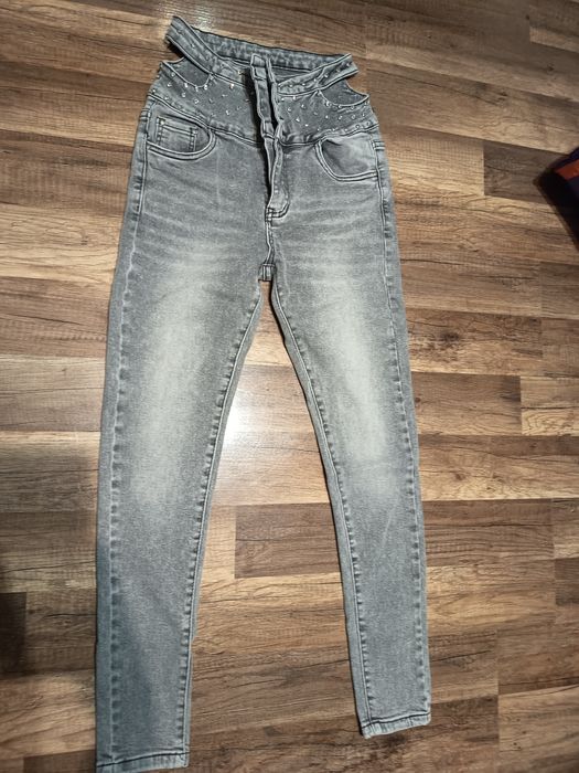 Paka ubrań damskich