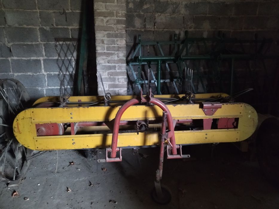 Zagrabiarka taśmowa