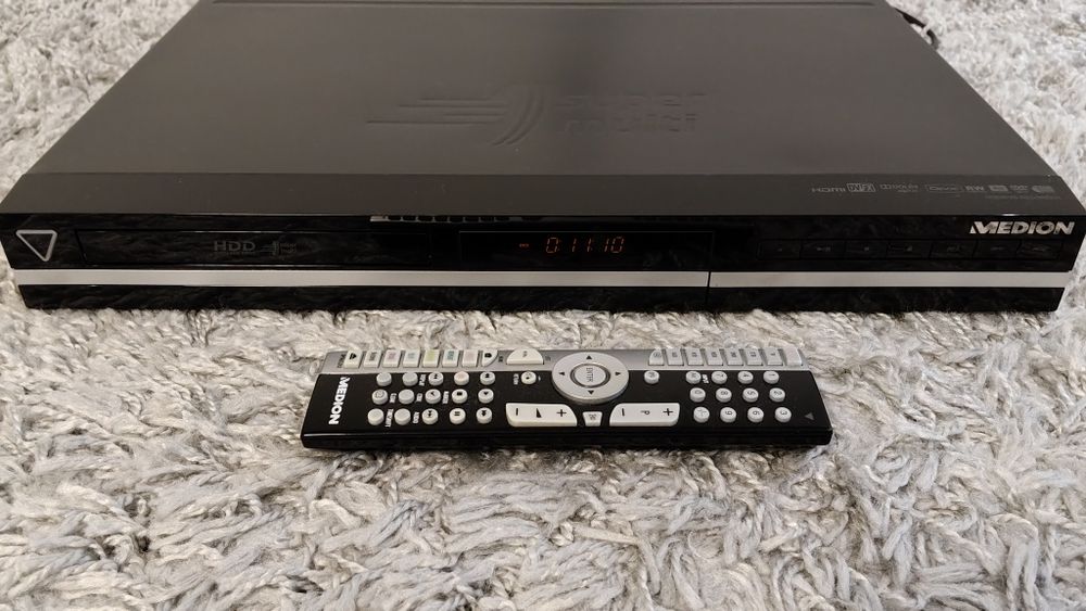Nagrywarka HDMI DVD HDD LG-MEDION dysk 160GB  Przegraj kasety VHS pilot