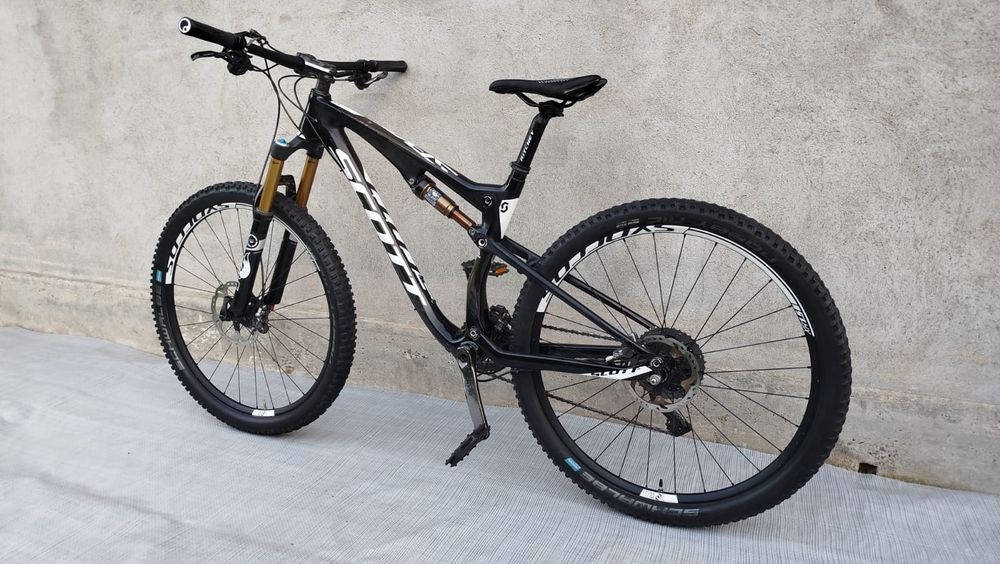 Карбоновий двопідвіс Scott Spark 700 M" 27.5"