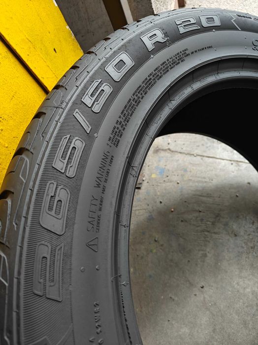 2шт R20 265 50 шини літні 23р Continental Cross Contact UHP