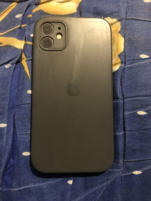 Продам Айфон 11 128гб