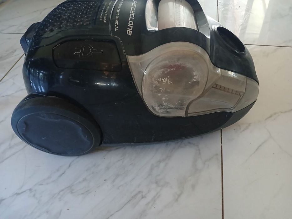 пылесос Electrolux ZSC6930
Модель:  Electrolux ZSC6930 .