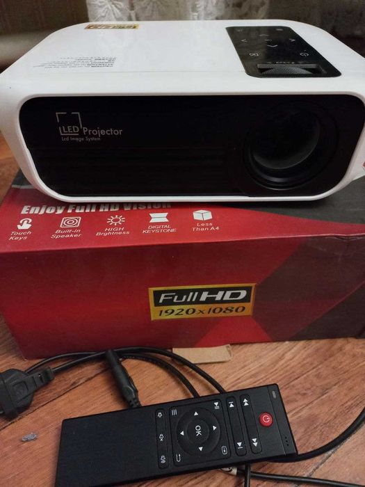TouYinger L7 проектор з Android 7.1.2