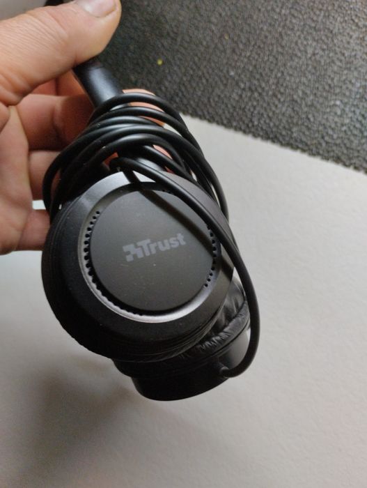 Комп'ютерні навушники Trast.