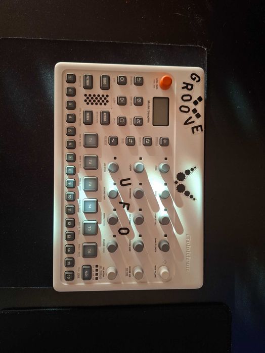 Elektron Model Samples