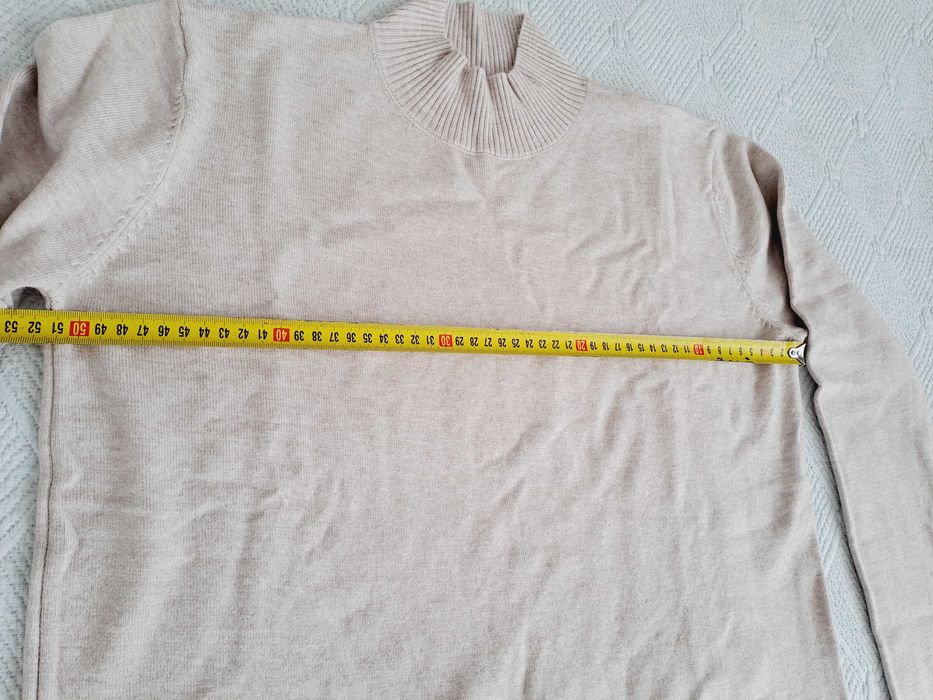 Джемпер з тонкої пряжі  р.XL  Новий.