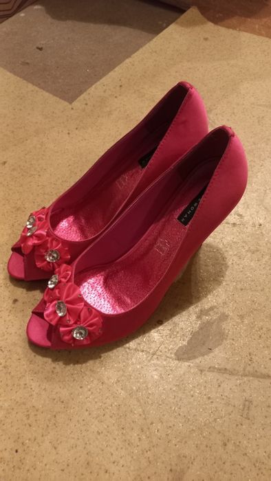 Buty damskie z odkrytymi palcami