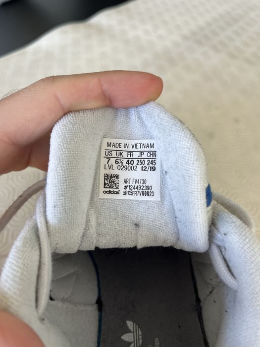 Adidas Estilo Retro tamanho 40