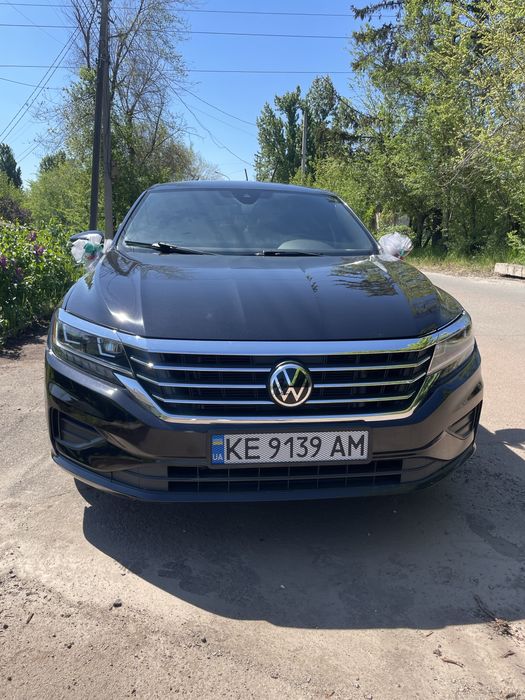 VW passat 2020року