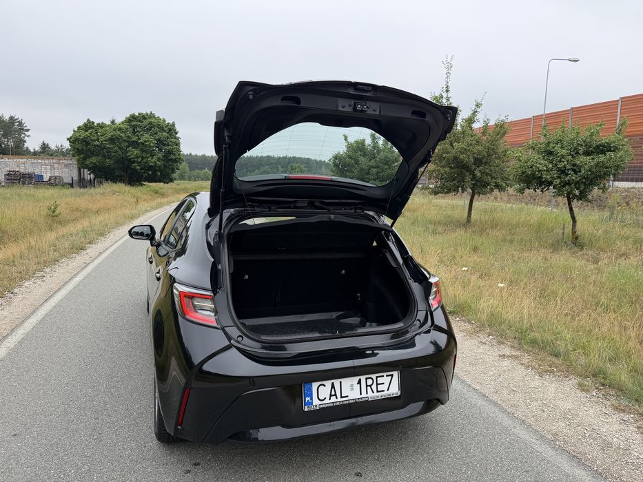Toyota Crolla  Hybrid 2022 Bardzo Dobry Stan