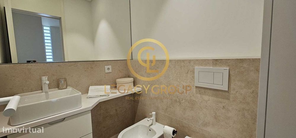 Apartamento Duplex T3 Renovado em Vilamoura