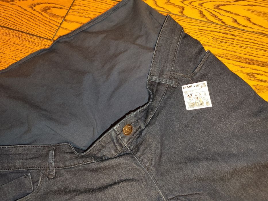 Nowe ciążowe spodnie Kiabi 42