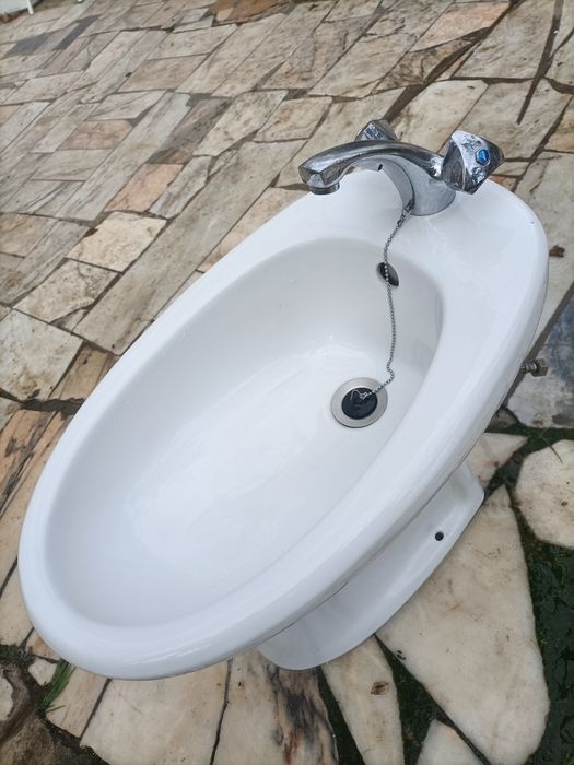 Bidé cerâmica Valadares