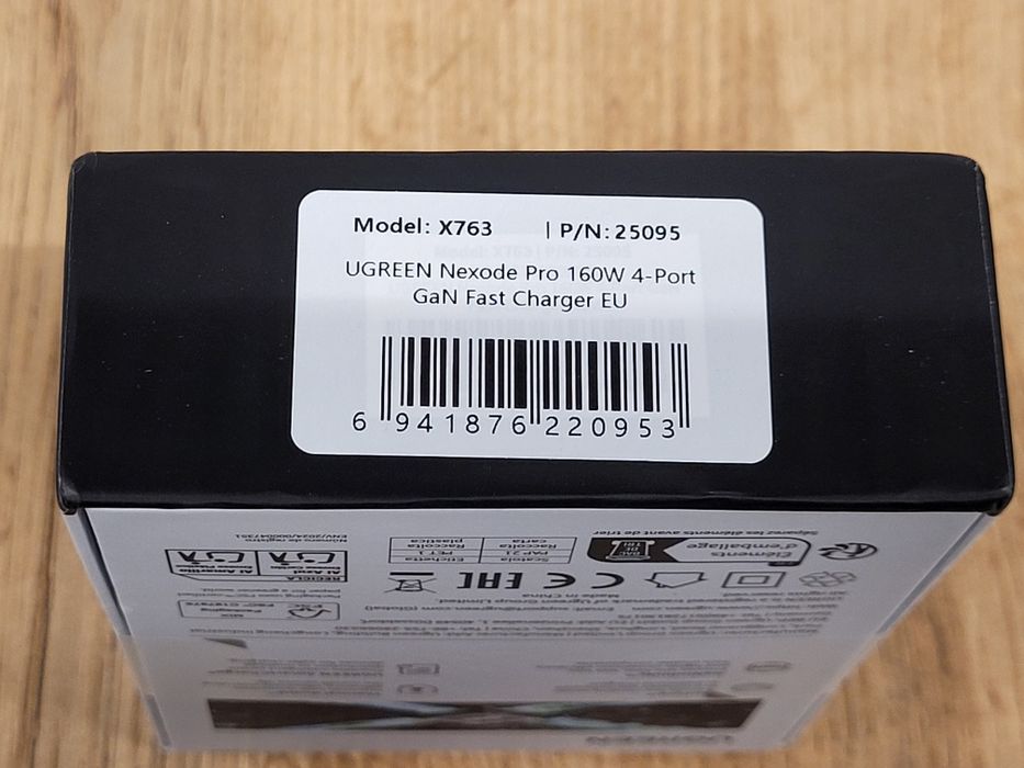 Ugreen 160W зарядний пристрій