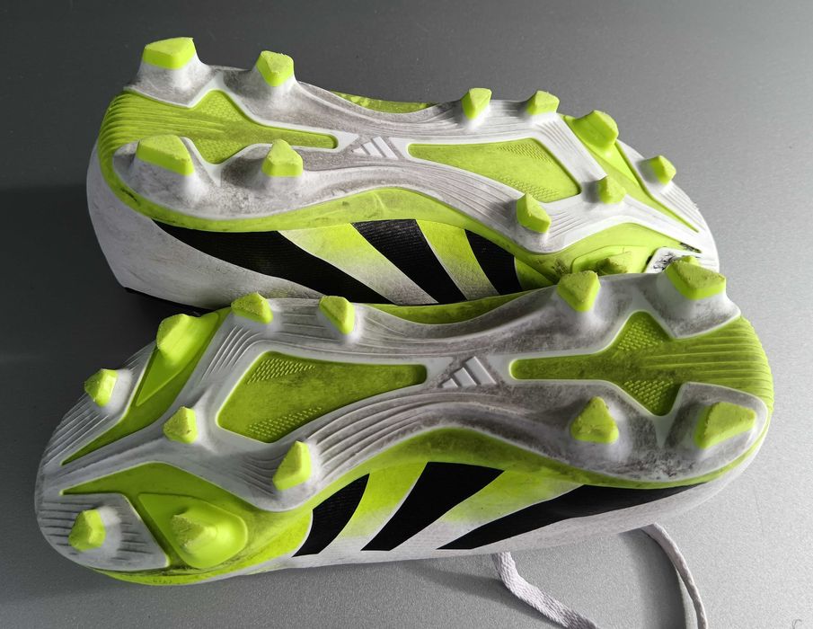 Vendo Chuteiras Adidas Predator Criança Tamanho 33