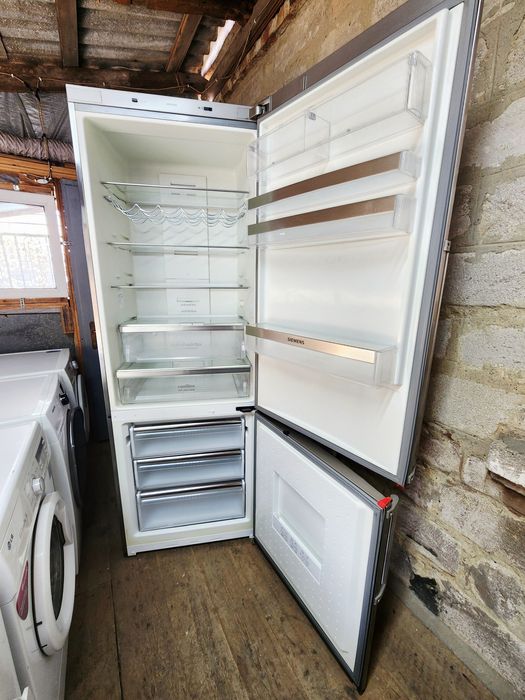 Широкий 70см Холодильник Siemens NoFrost