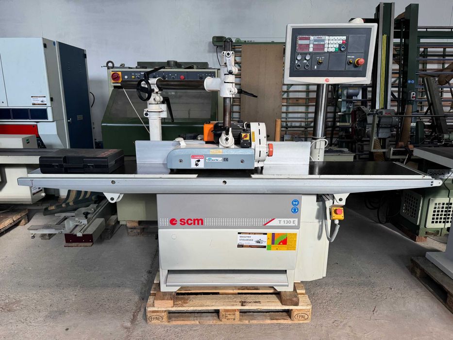 Frezarka dolnowrzeciona SCM T 130 E