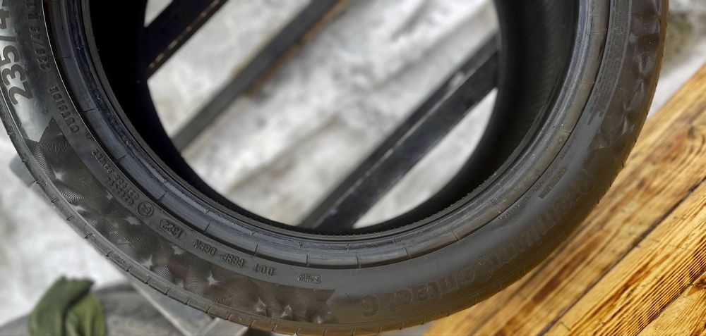 Шини 235/45 r17 Continental літо