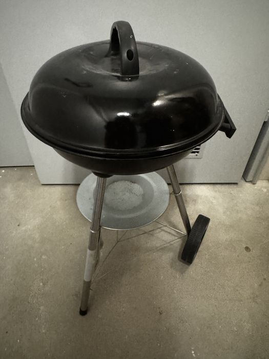 Grill ogrodowy turystyczny