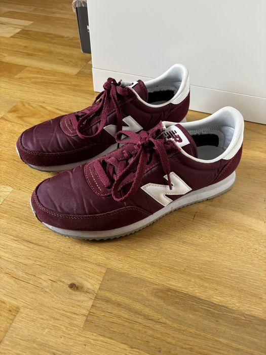 Sapatos New Balance Bordô