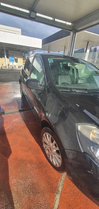 Vendo Renaul clio 1.2 eco2 2011