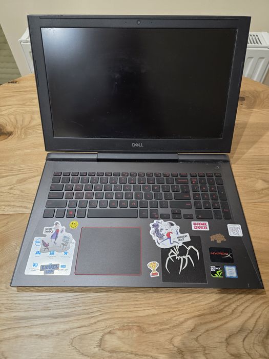 Dell Inspiron 7577 , intel i7 , 16 Ram , dysk 1 TB , karta  4 GB