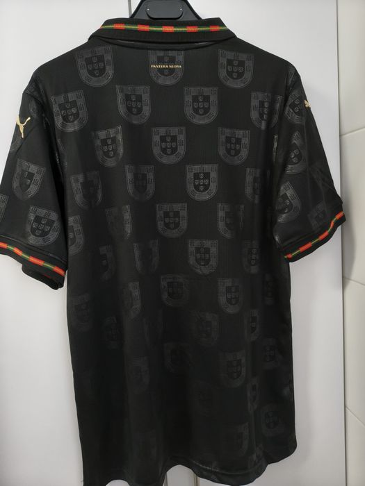 Camisola Portugal Preta