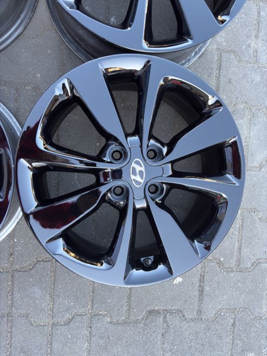 Felgi aluminiowe 16 cali Et 50 4x100 Hyundai I20 czujniki TPMS