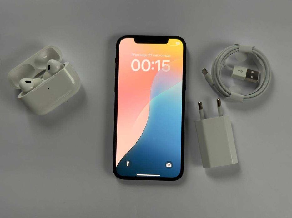 iPhone 12 midnight. Гарний стан. Комплект.