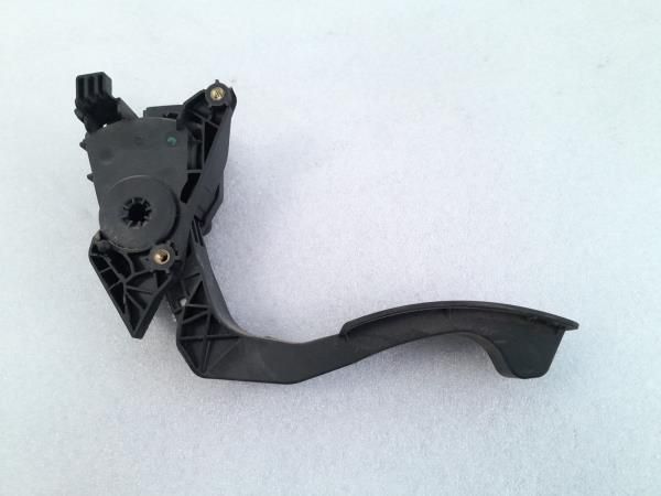 Pedal do acelerador DACIA Sandero II (5S_)