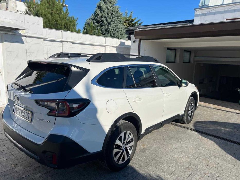 Subaru Outback 2020 не битая, первый владелец
