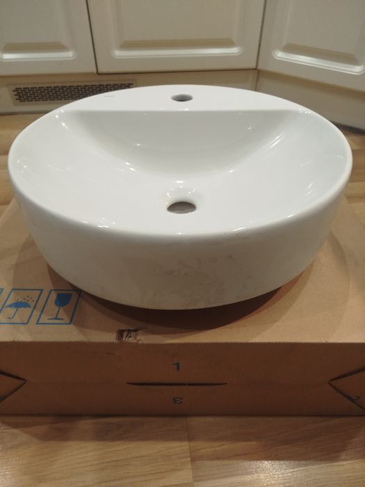 Koło Variform Umywalka nablatowa 45 cm bez przelewu z otworem na bater