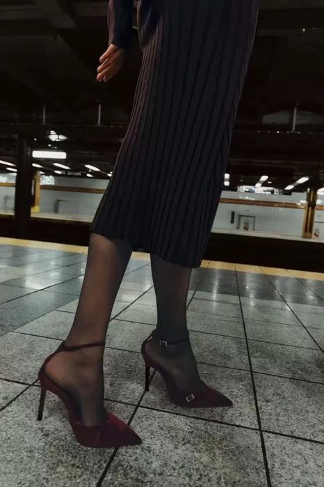 Розкішні туфлі зара