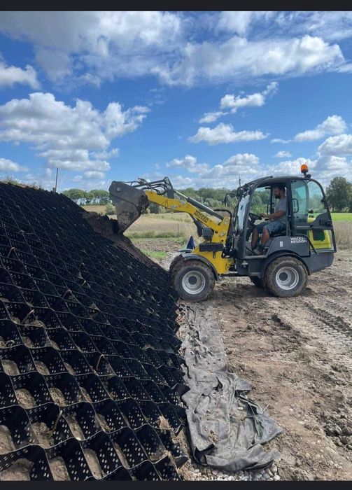 Prace ziemne, usługi minikoparką, ładowarką. Transport kruszyw
